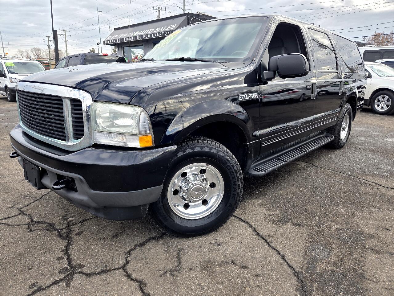 2004 Ford Excursion XLT 5.4L 2WD