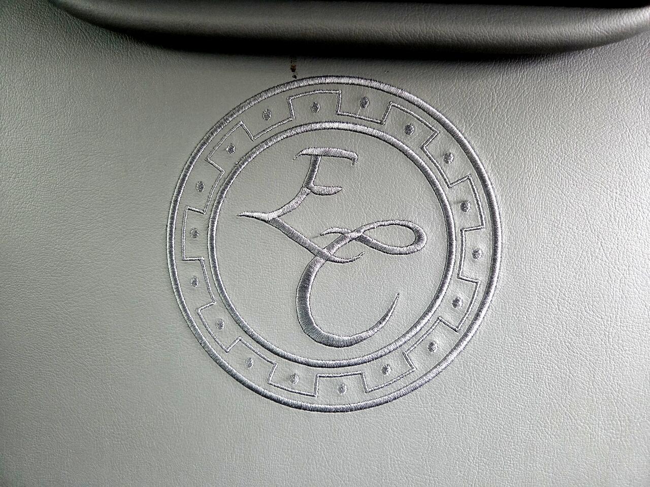 Ford Excursion XLT 5.4L 2WD 2004