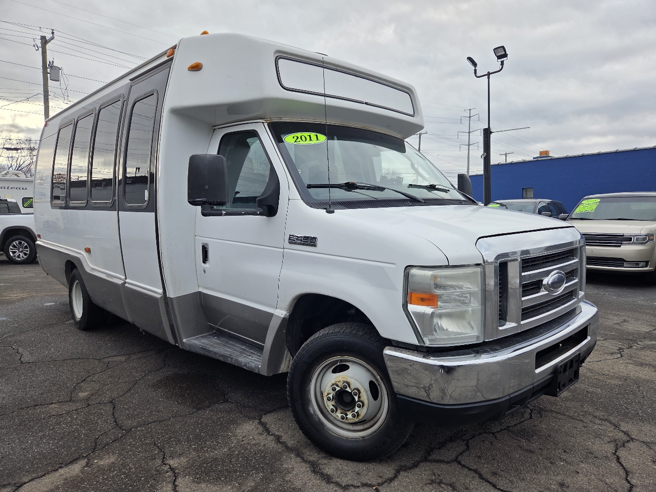 2011 Ford Econoline's photo