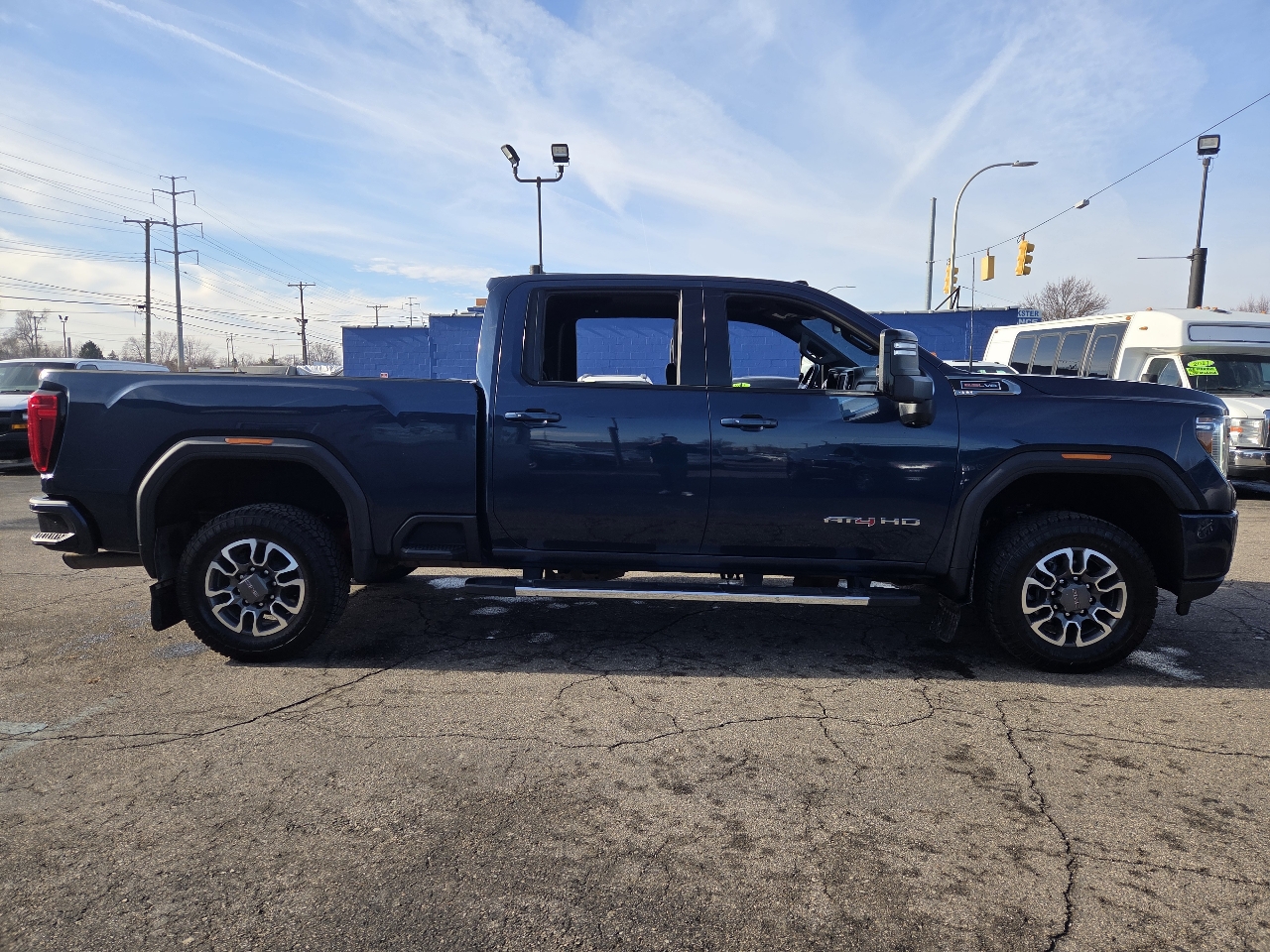 GMC Sierra 2500HD AT4 Crew Cab 4WD 2021
