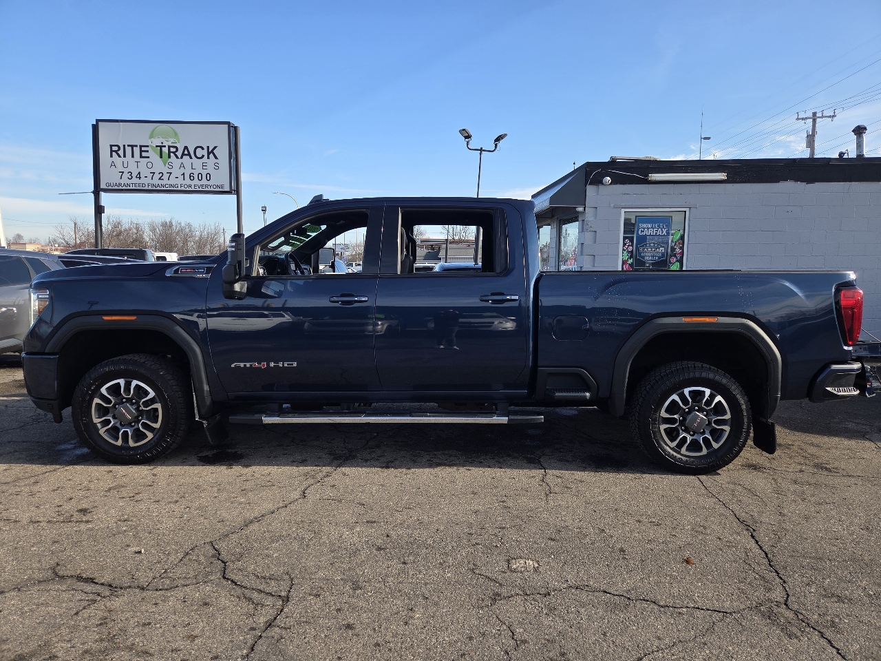 GMC Sierra 2500HD AT4 Crew Cab 4WD 2021