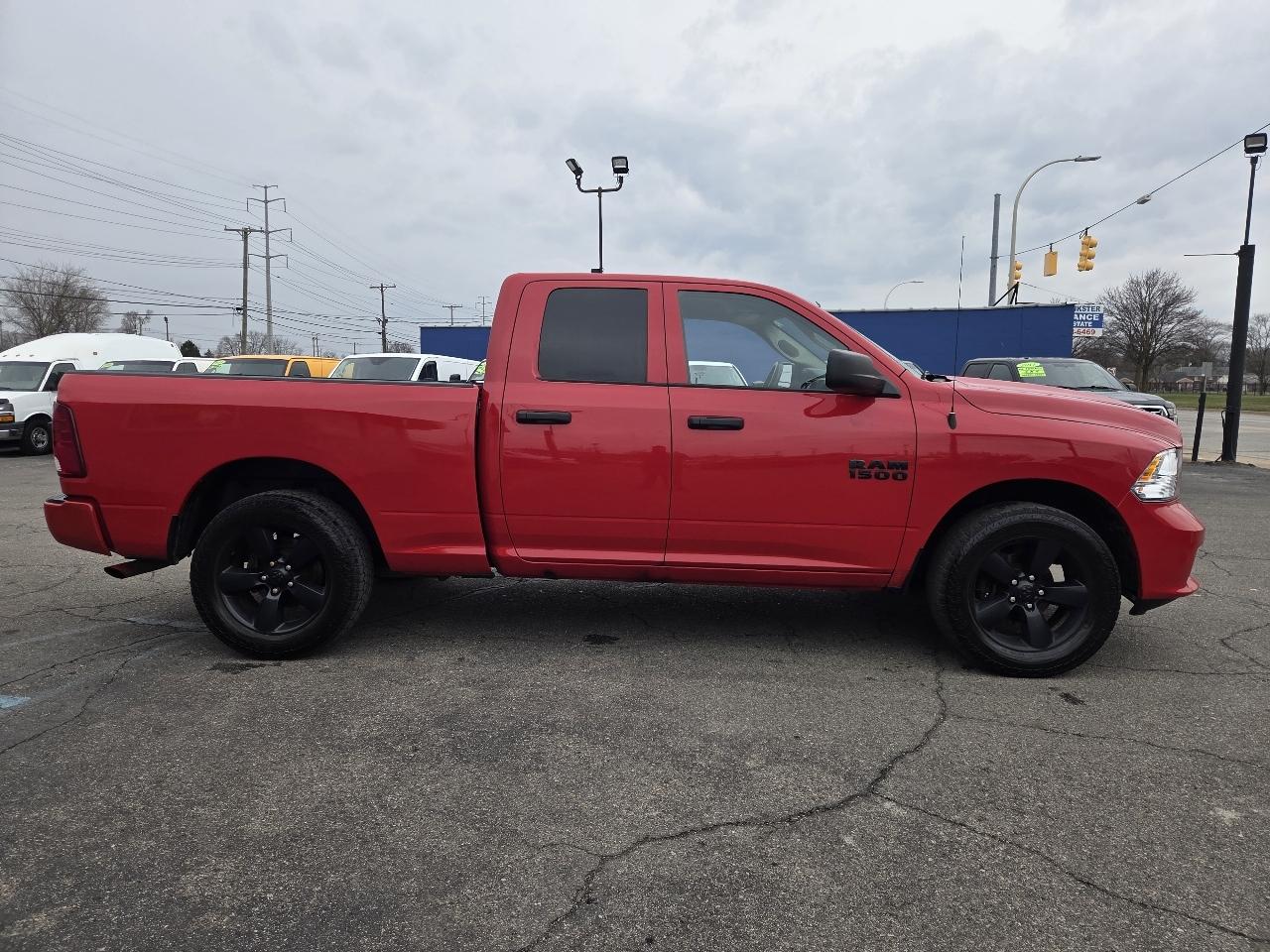 RAM 1500 Tradesman Quad Cab 4WD 2018