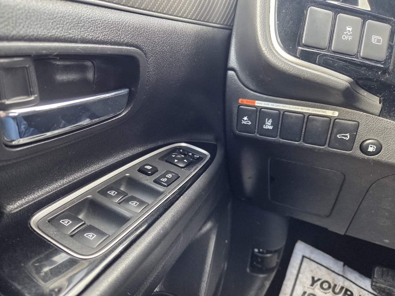 Mitsubishi Outlander PHEV SEL 2022