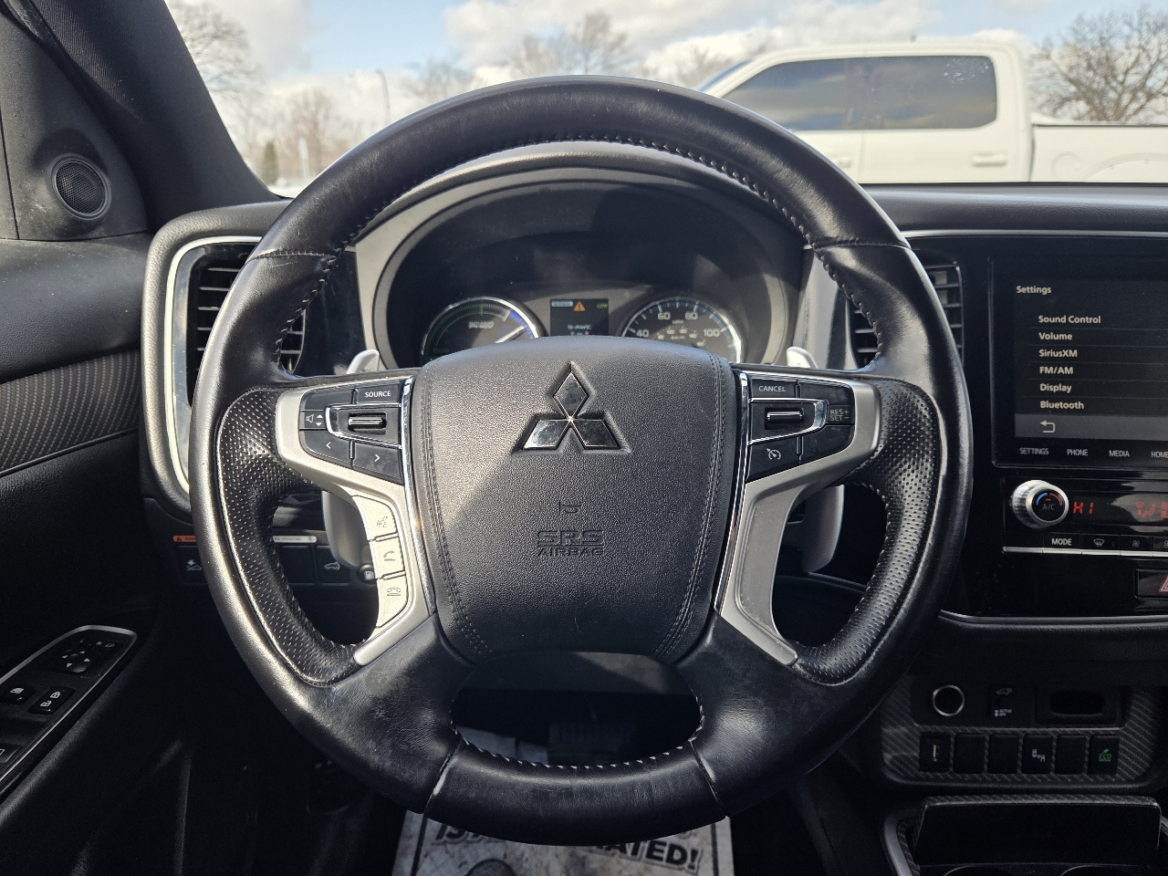 Mitsubishi Outlander PHEV SEL 2022
