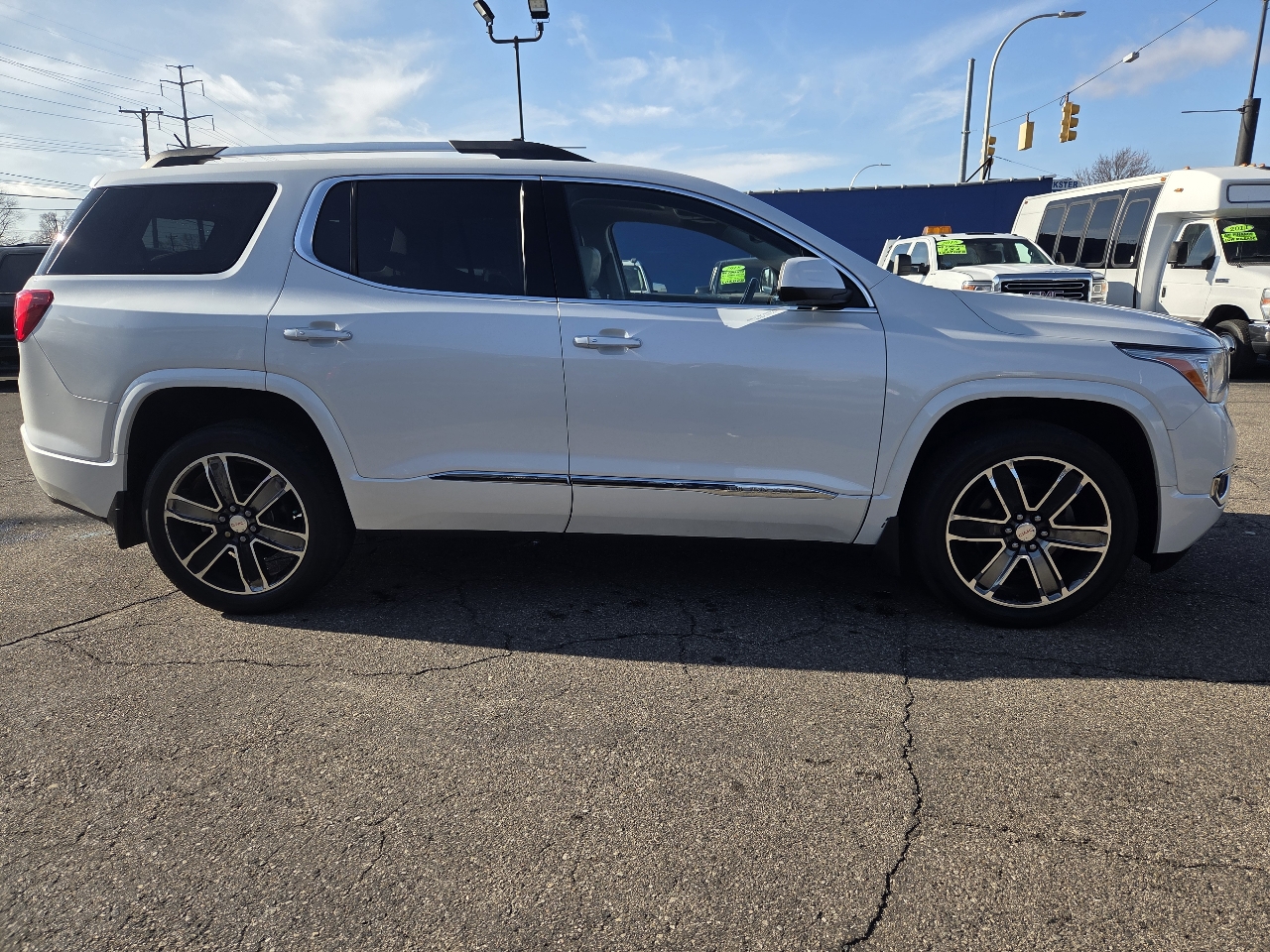 GMC Acadia Denali AWD 2017
