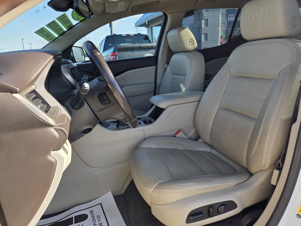 GMC Acadia Denali AWD 2017