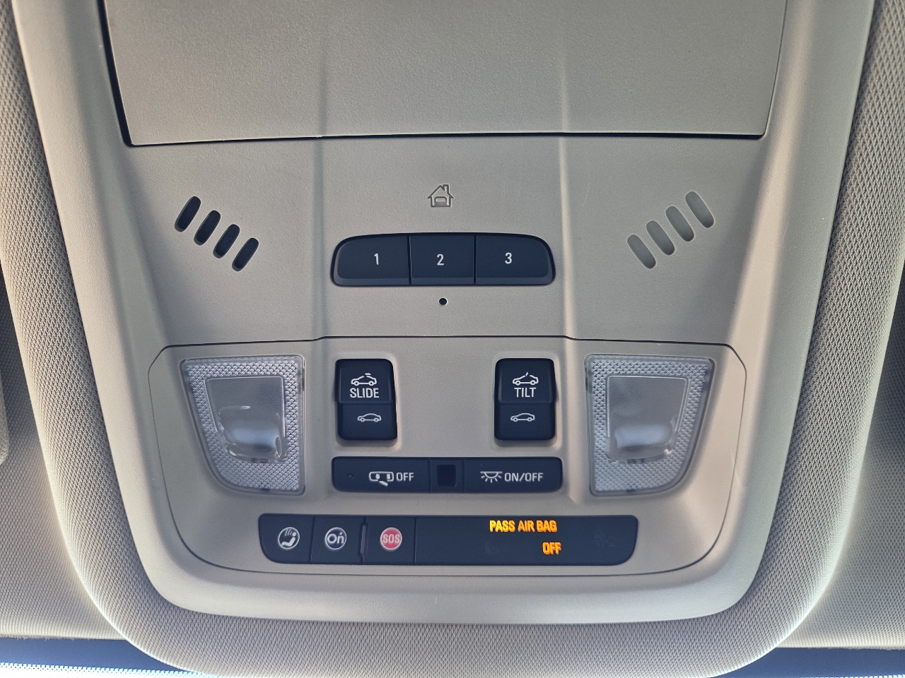 GMC Acadia Denali AWD 2017