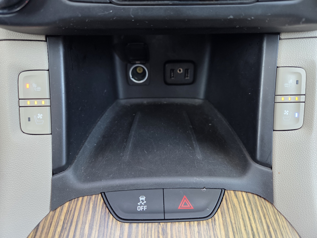 GMC Acadia Denali AWD 2017