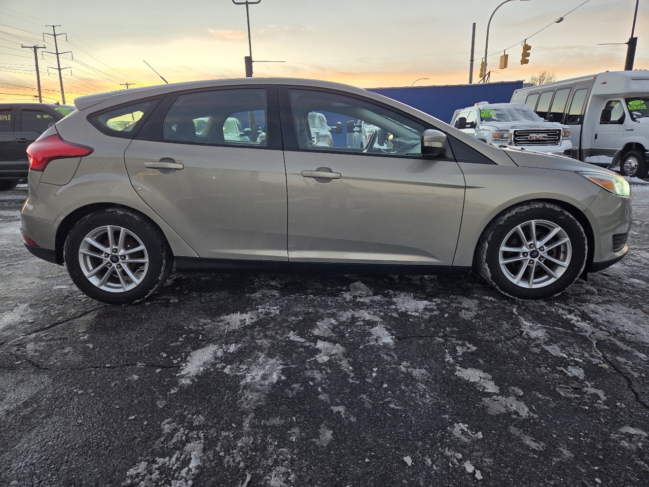 Ford Focus SE Hatch 2015