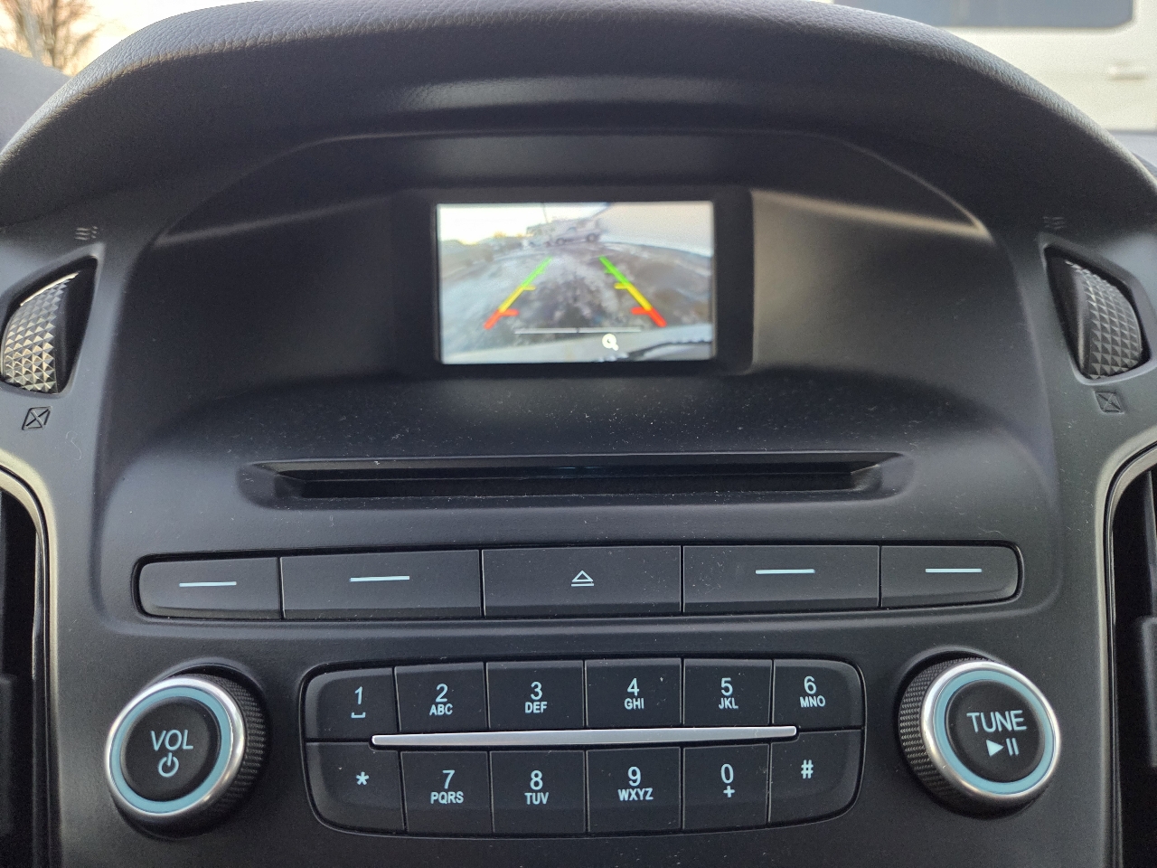 Ford Focus SE Hatch 2015