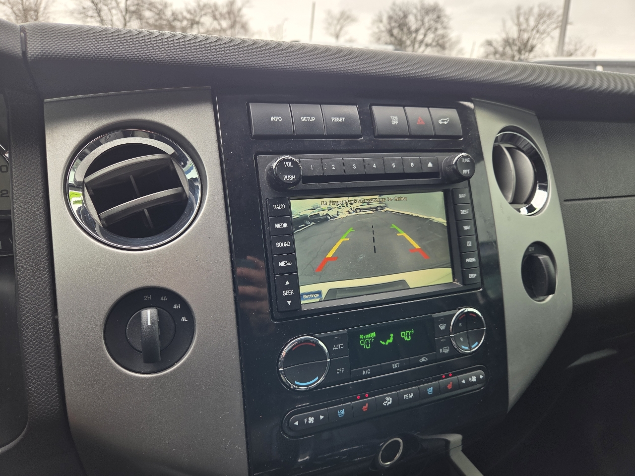 Ford Expedition EL Limited 4WD 2013