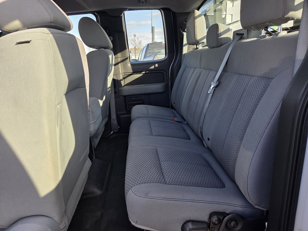 Ford F-150 XL SuperCab 2WD 2014