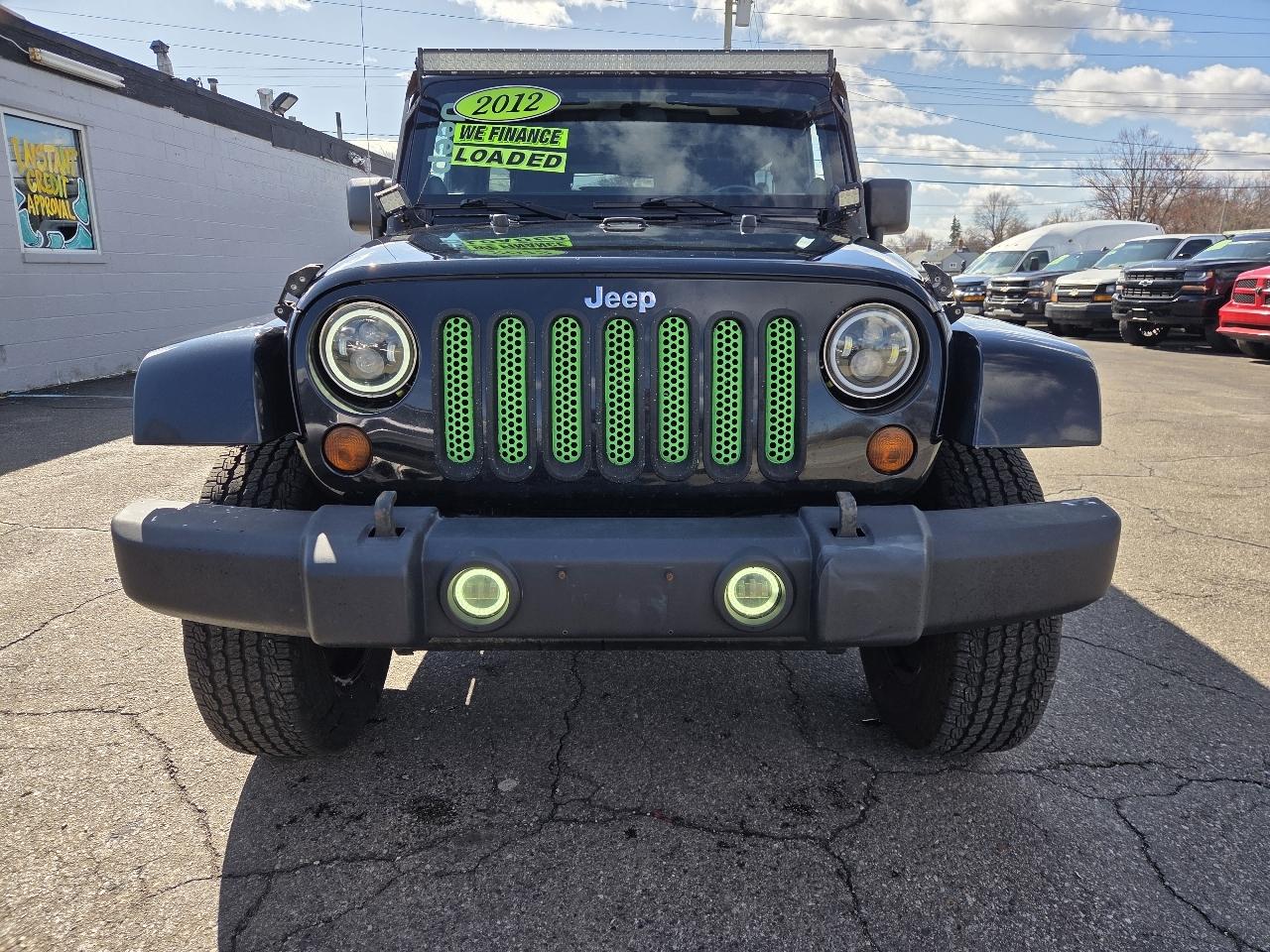 Jeep Wrangler Unlimited Sahara 4WD 2012