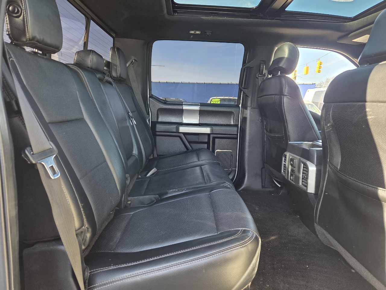 Ford F-150 Lariat SuperCrew 5.5-ft. Bed 4WD 2016