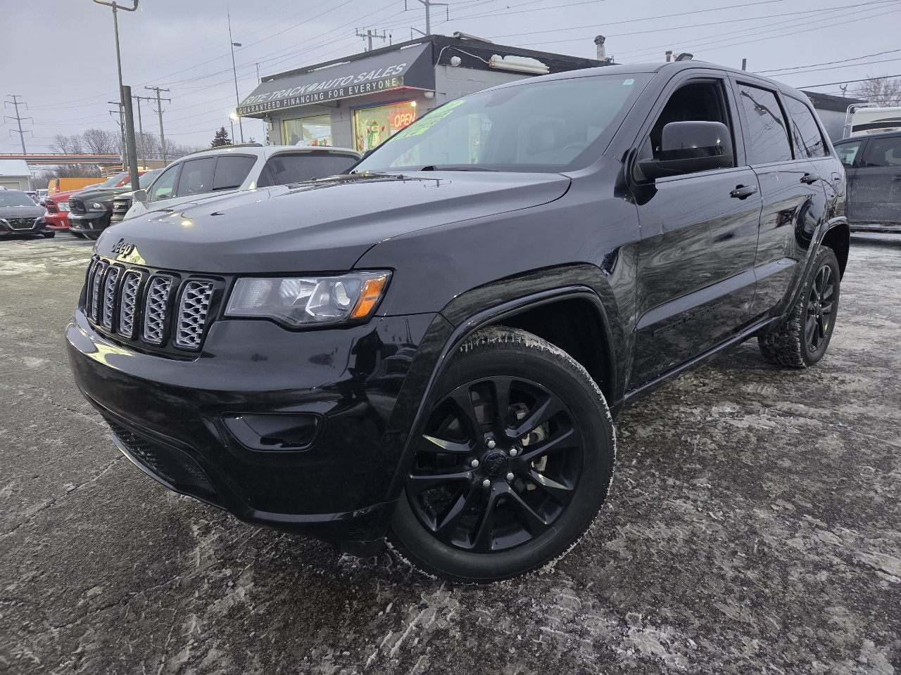 2020 Jeep Grand Cherokee Laredo 4WD