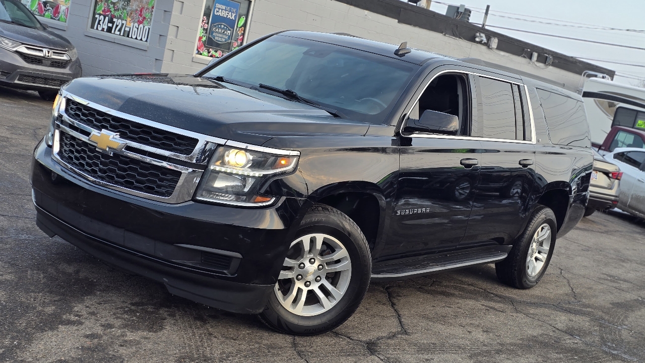 Chevrolet Suburban LT 4WD 2019