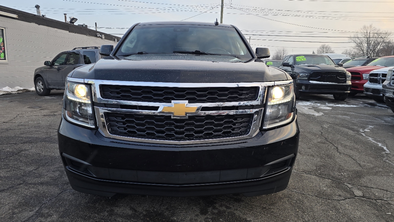 Chevrolet Suburban LT 4WD 2019