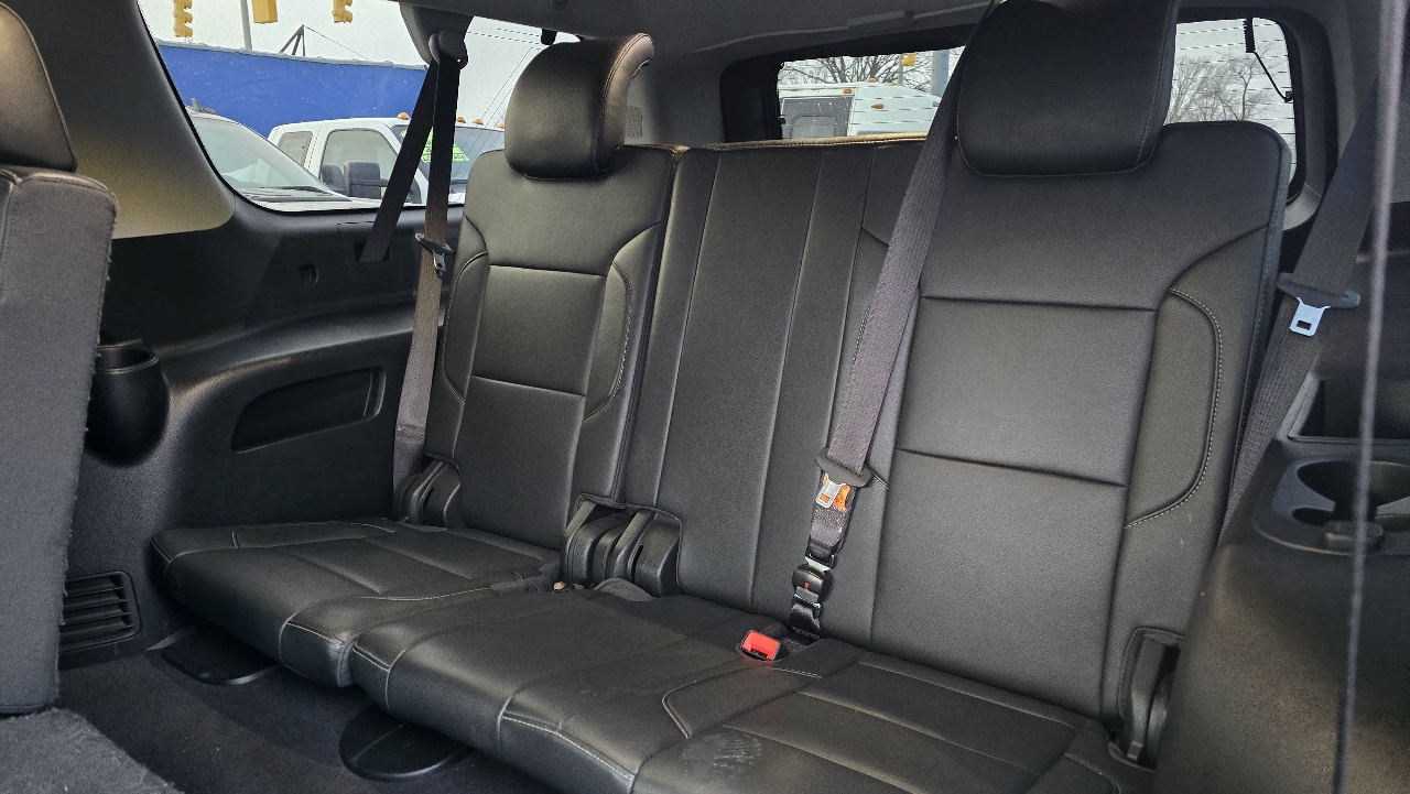 Chevrolet Suburban LT 4WD 2019