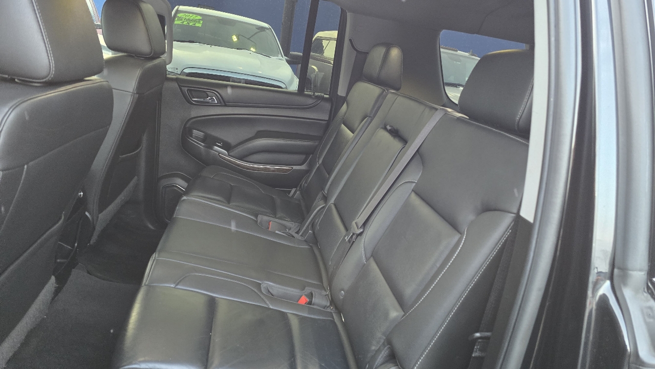 Chevrolet Suburban LT 4WD 2019