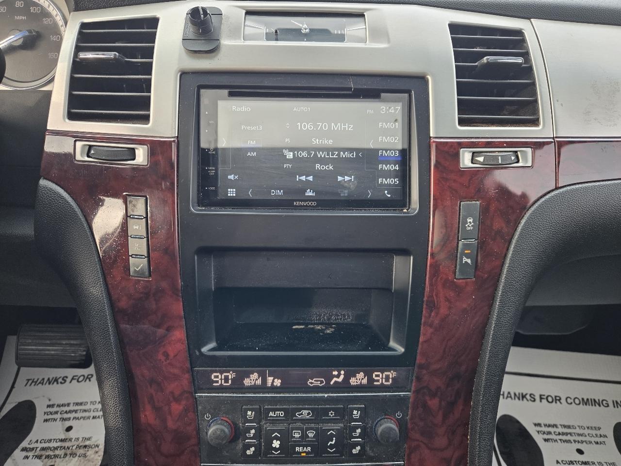 Cadillac Escalade 4WD 4dr Premium Luxury 2012