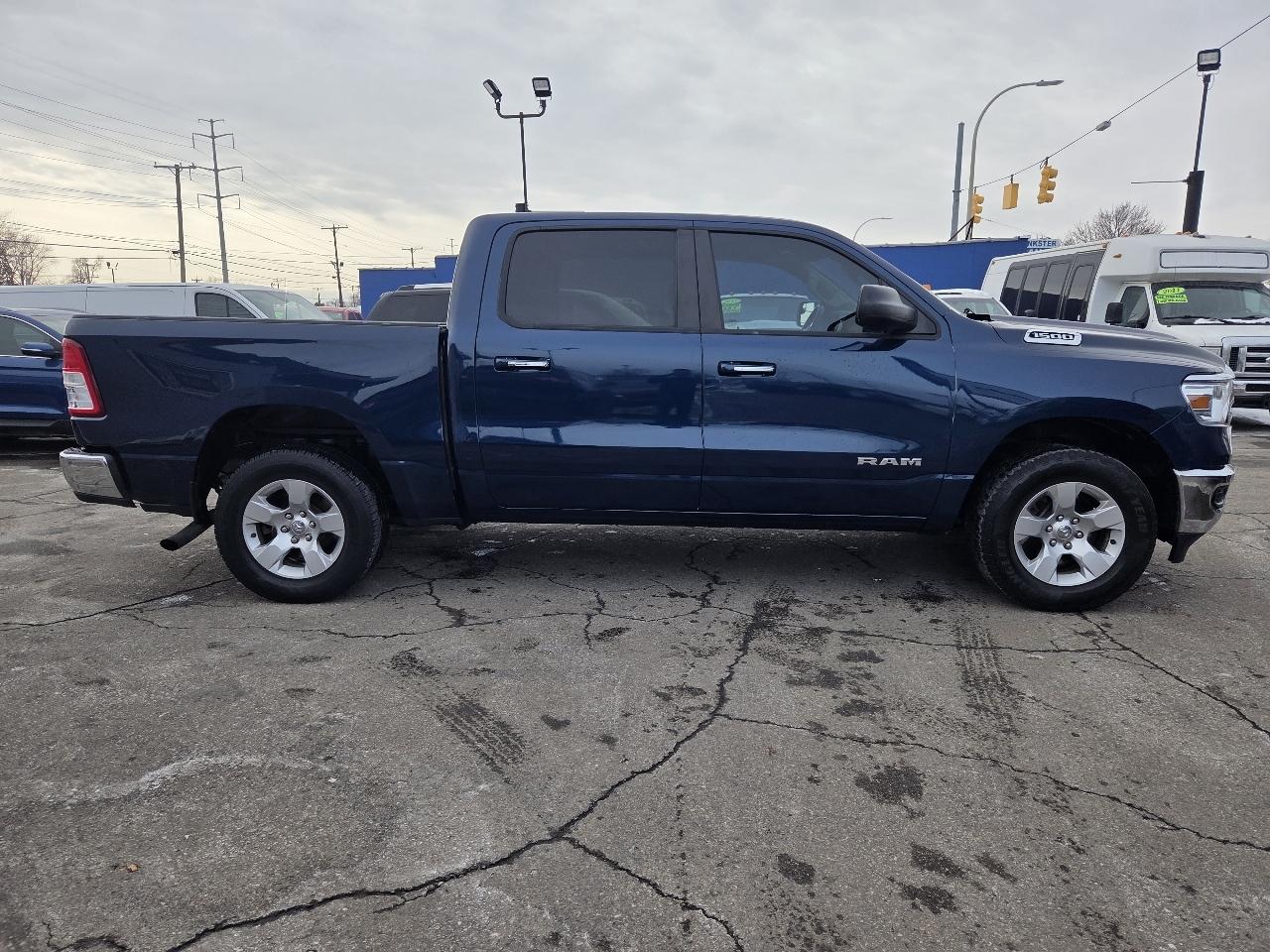 RAM 1500 Big Horn Crew Cab SWB 4WD 2019