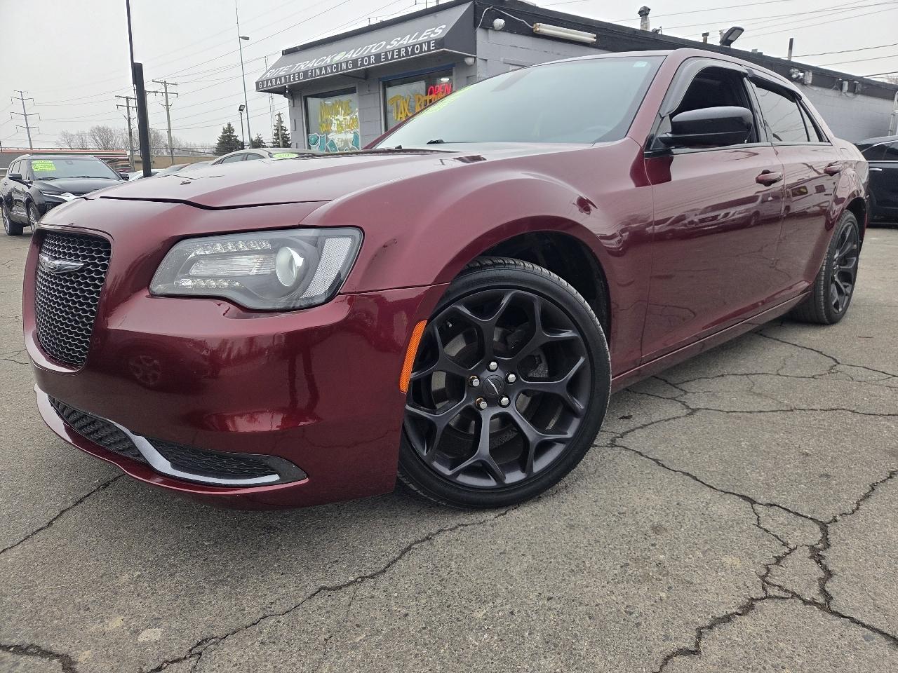 2019 Chrysler 300 Touring