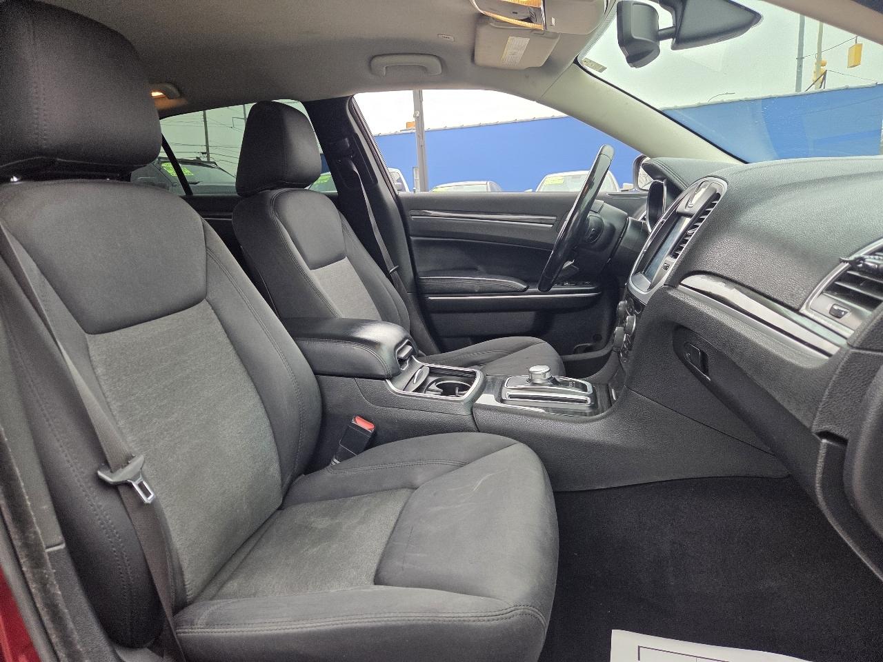 Chrysler 300 Touring 2019