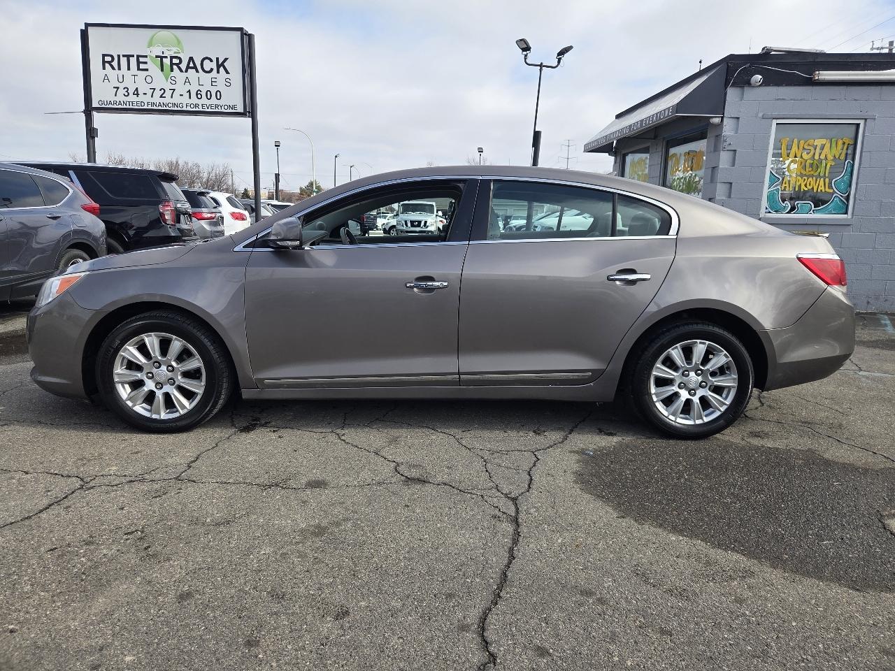 Buick LaCrosse Convenience Package 2012