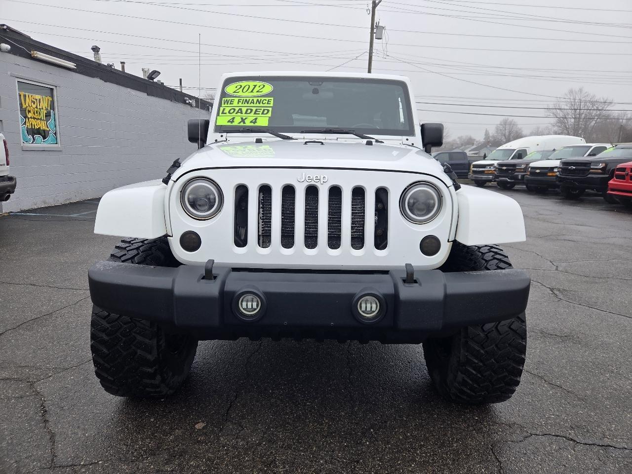 Jeep Wrangler Unlimited Sahara 4WD 2012