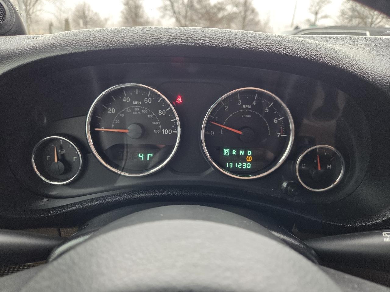 Jeep Wrangler Unlimited Sahara 4WD 2012