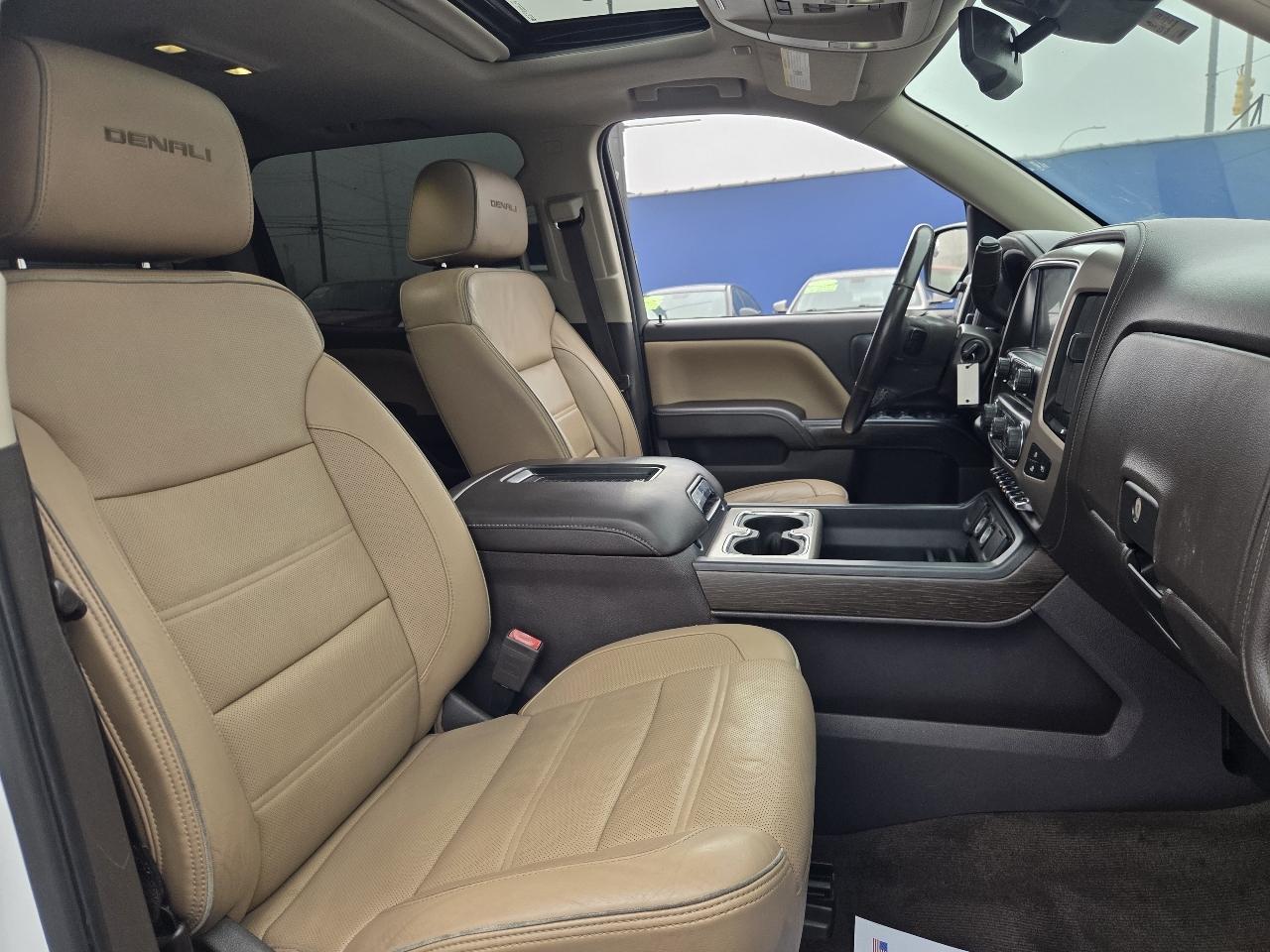 GMC Sierra 1500 Denali Crew Cab Long Box 2WD 2017