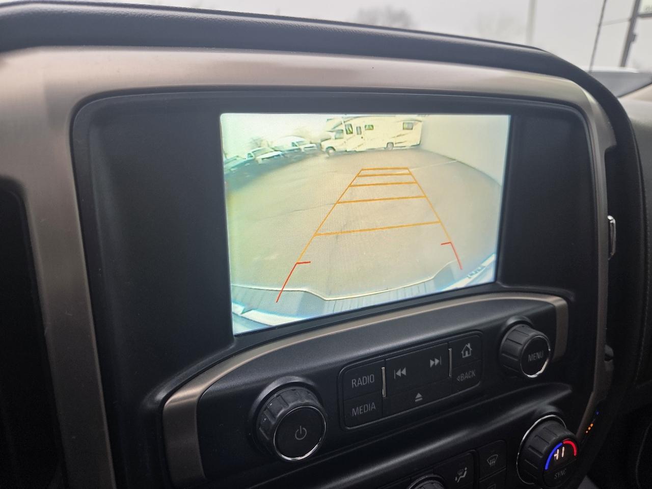 GMC Sierra 1500 Denali Crew Cab Long Box 2WD 2017