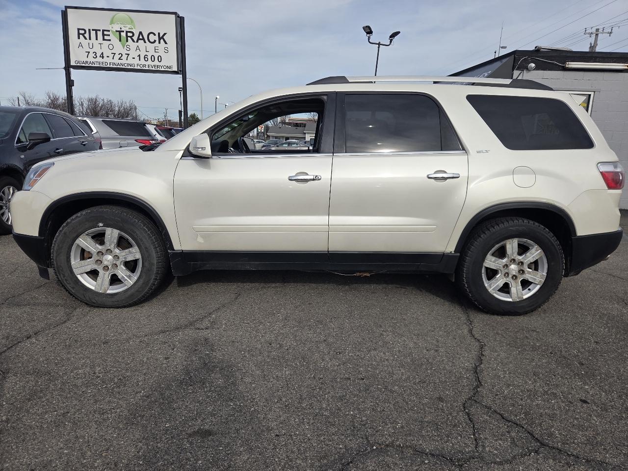 GMC Acadia SLT-1 AWD 2011