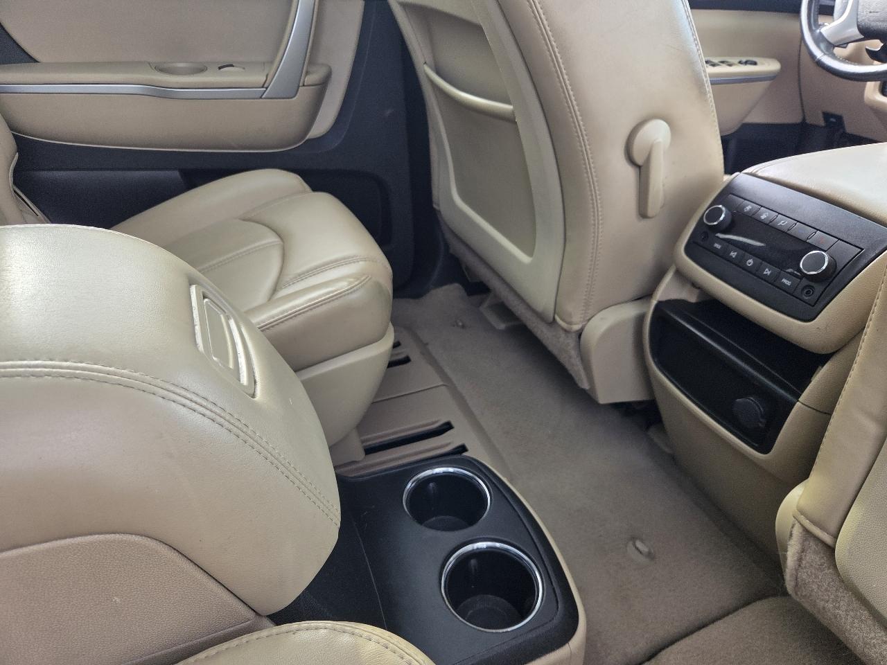 GMC Acadia SLT-1 AWD 2011