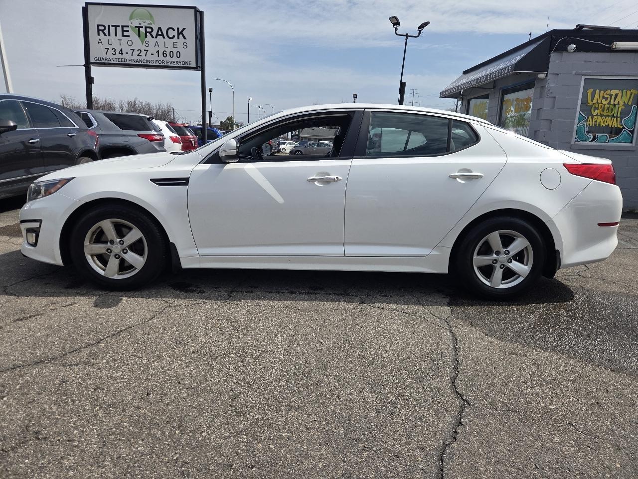 Kia Optima LX 2015