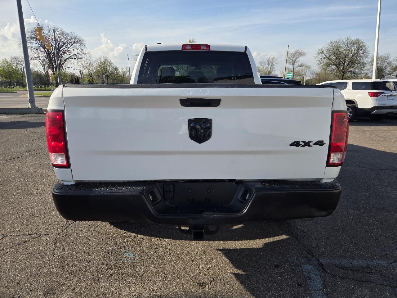 RAM 1500 Classic Tradesman Quad Cab 4WD 2019