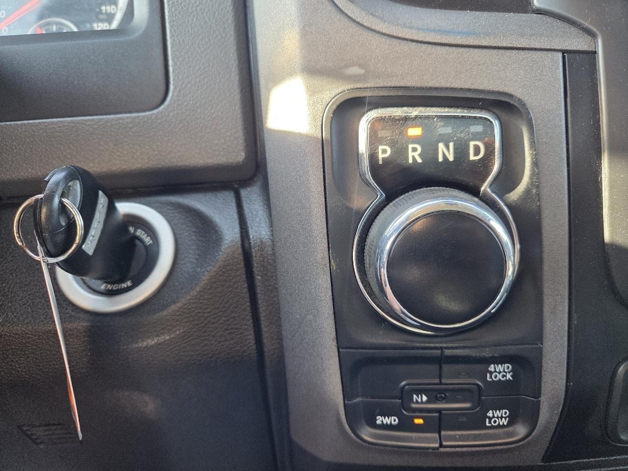 RAM 1500 Classic Tradesman Quad Cab 4WD 2019