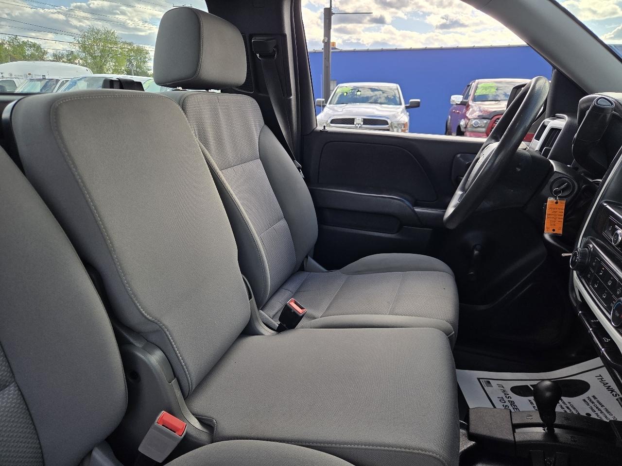 Chevrolet Silverado 1500 Work Truck Short Box 4WD 2018