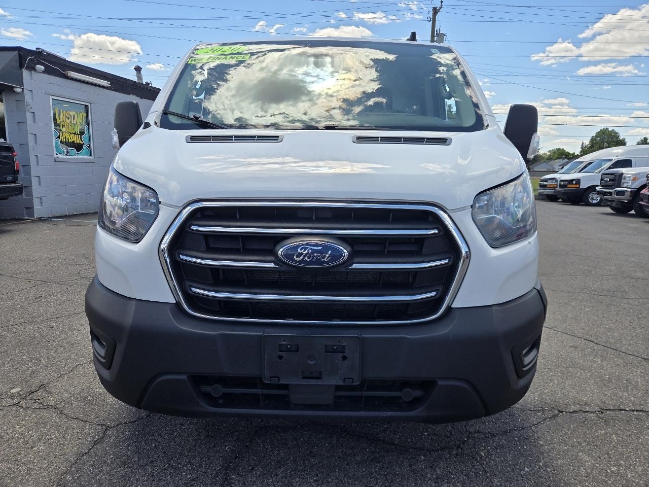 Ford Transit 150 Van Low Roof w/Sliding Pass. 130-in. WB 2020