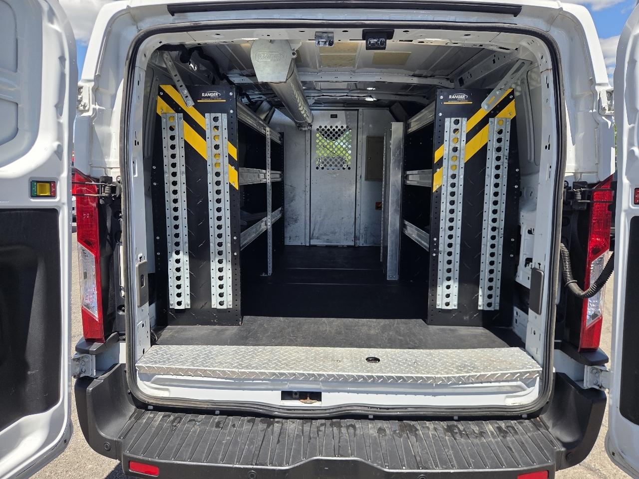 Ford Transit 150 Van Low Roof w/Sliding Pass. 130-in. WB 2020