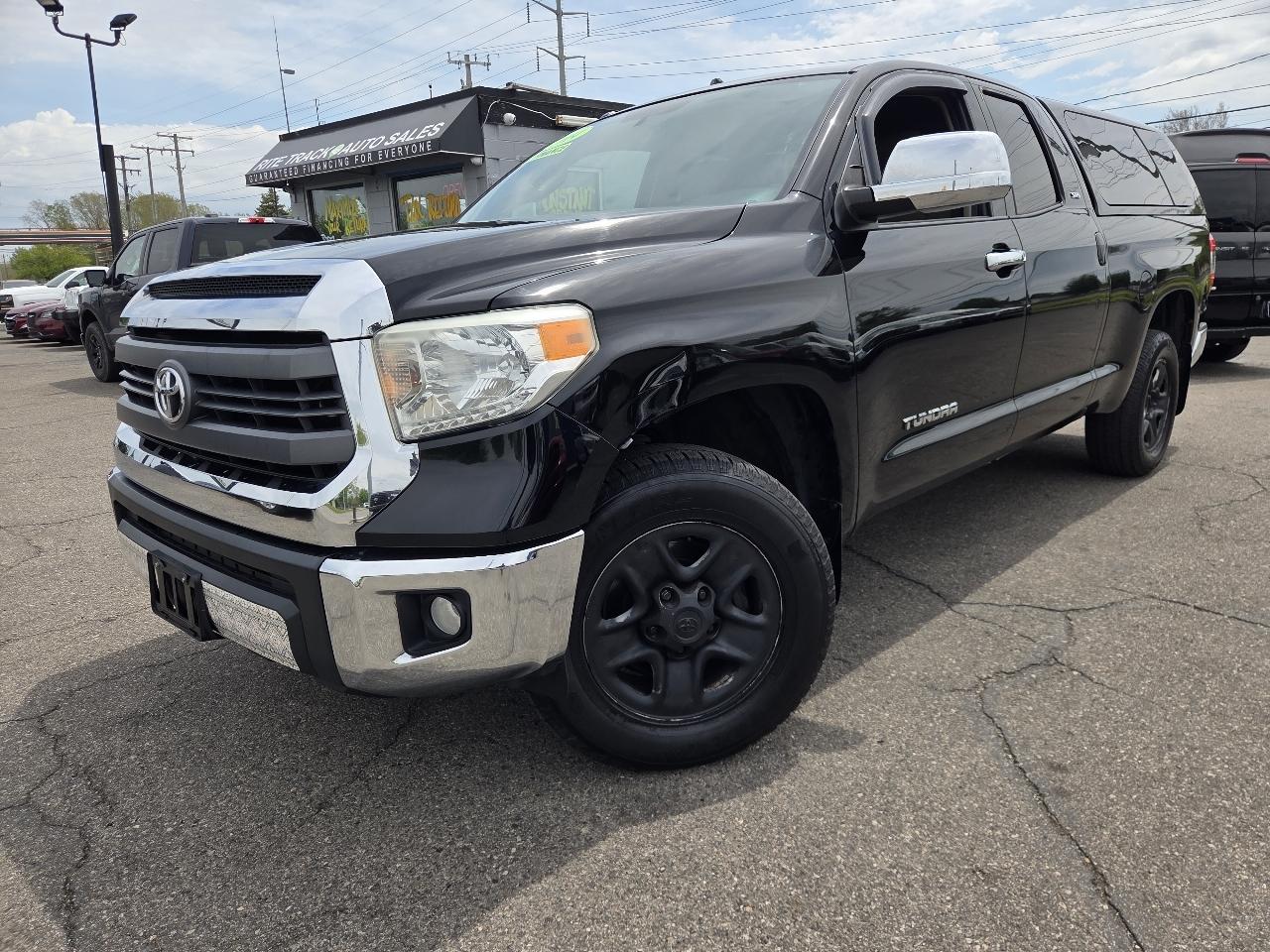 Toyota Tundra SR5 4.6L V8 Double Cab 2WD 2014