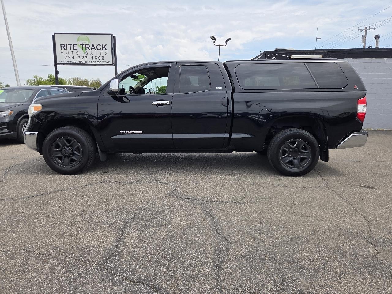 Toyota Tundra SR5 4.6L V8 Double Cab 2WD 2014