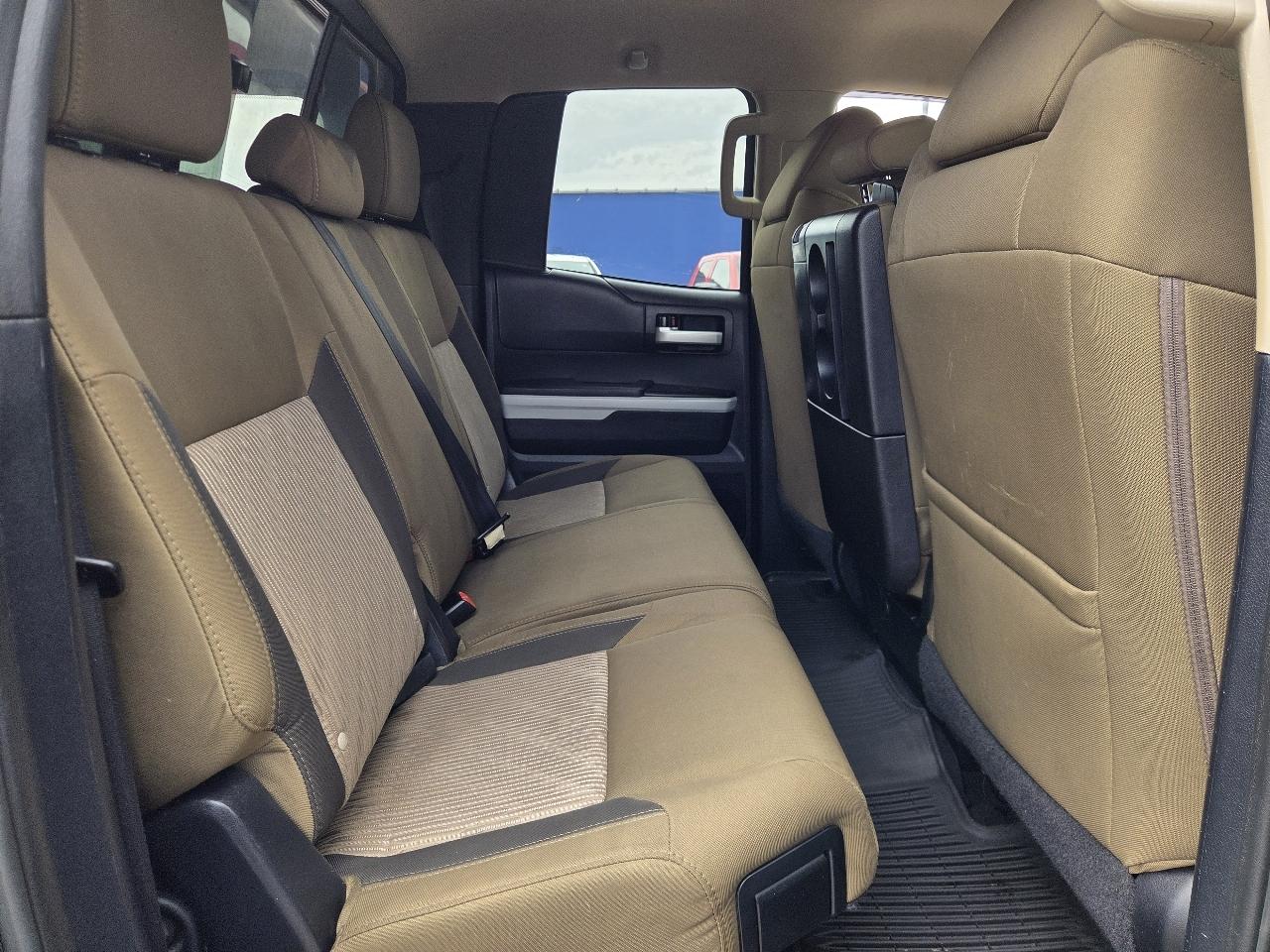 Toyota Tundra SR5 4.6L V8 Double Cab 2WD 2014