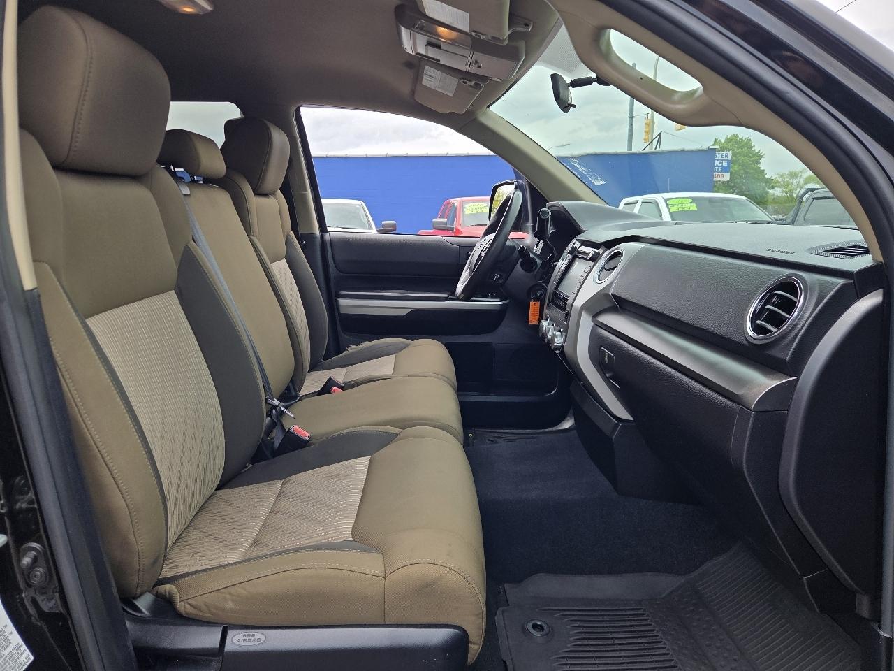 Toyota Tundra SR5 4.6L V8 Double Cab 2WD 2014