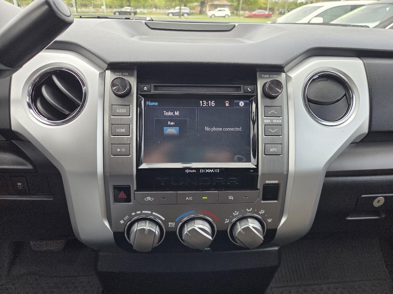 Toyota Tundra SR5 4.6L V8 Double Cab 2WD 2014