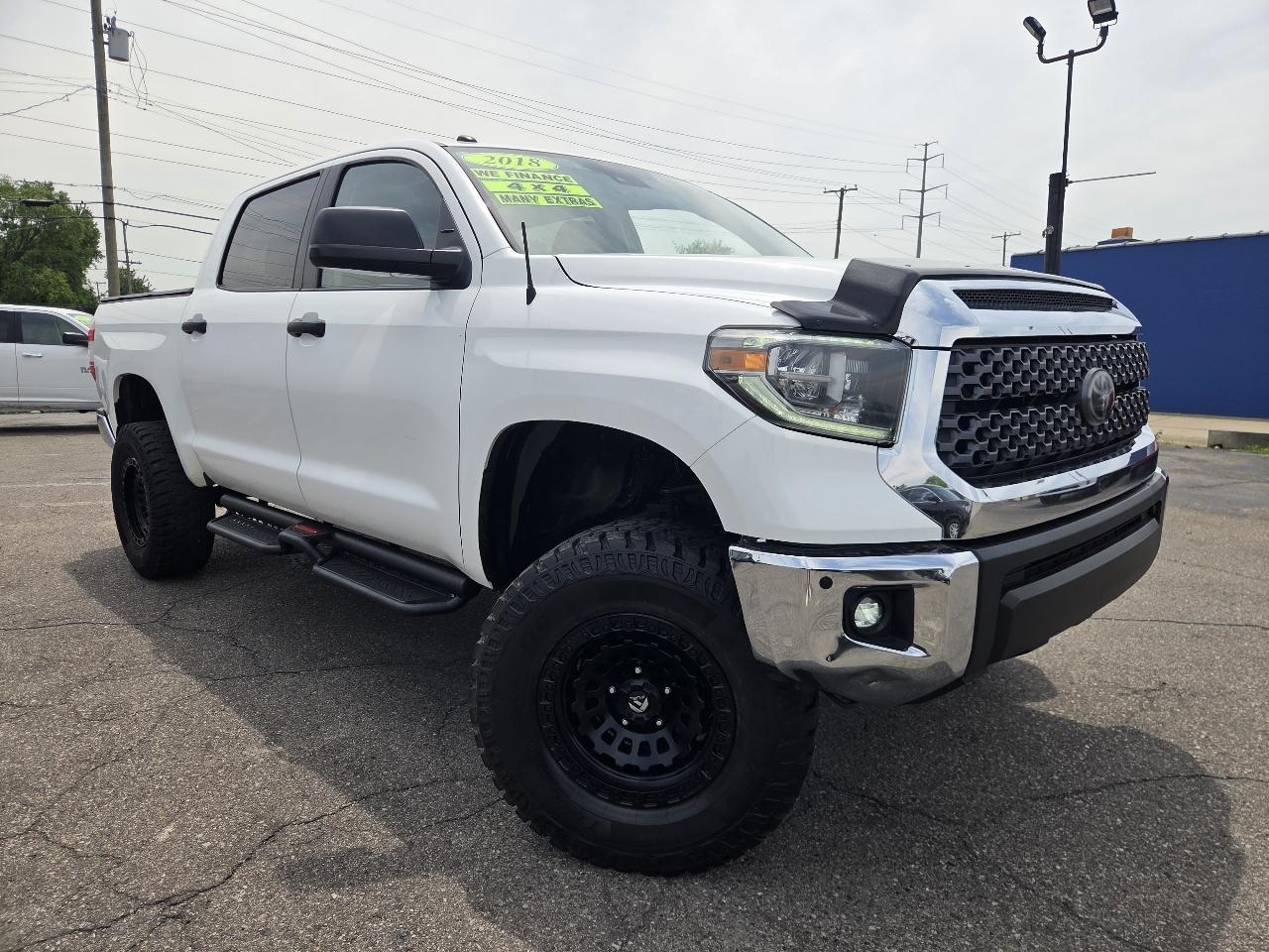 Toyota Tundra SR5 5.7L V8 CrewMax 4WD 2018