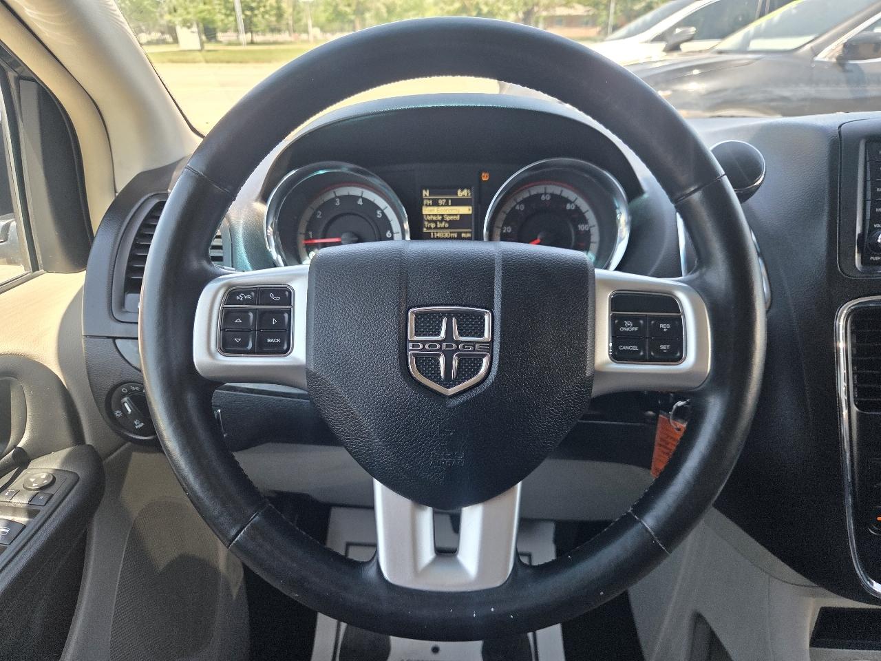 Dodge Grand Caravan Crew 2017