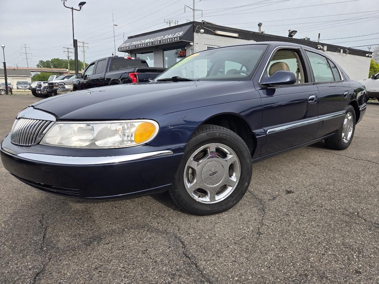Lincoln Continental Base 2002