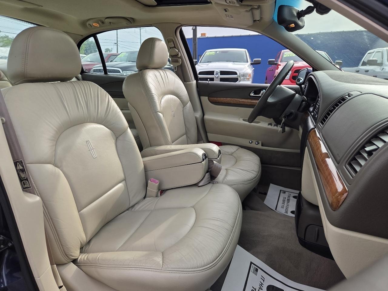 Lincoln Continental Base 2002