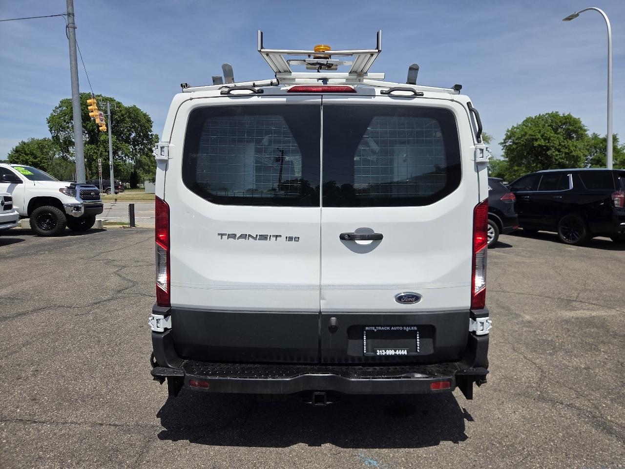Ford Transit 150 Van Low Roof 60/40 Pass. 130-in. WB 2018
